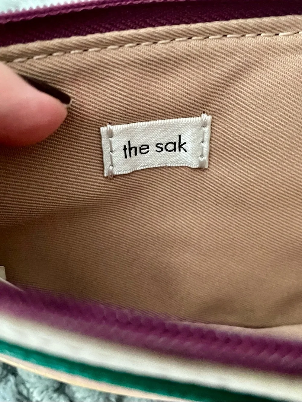 The Sak slim cardholder